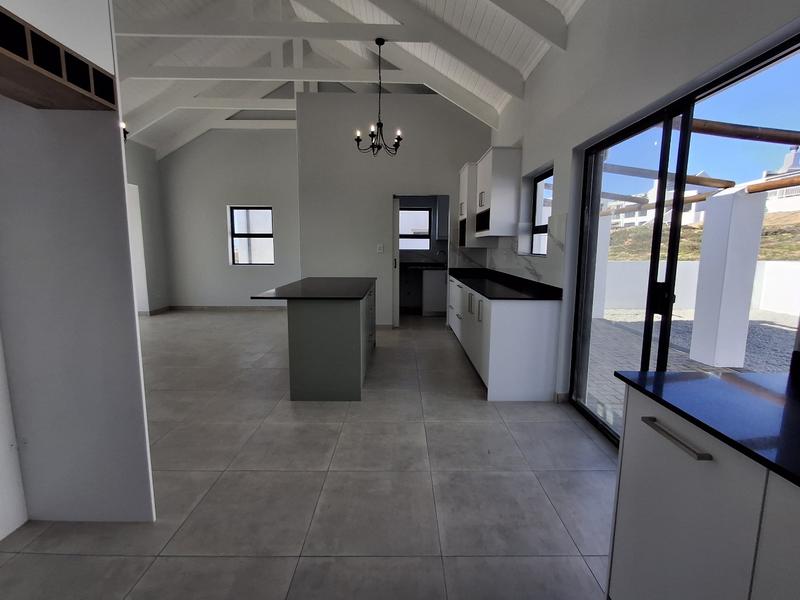 4 Bedroom Property for Sale in Da Gama Bay Western Cape